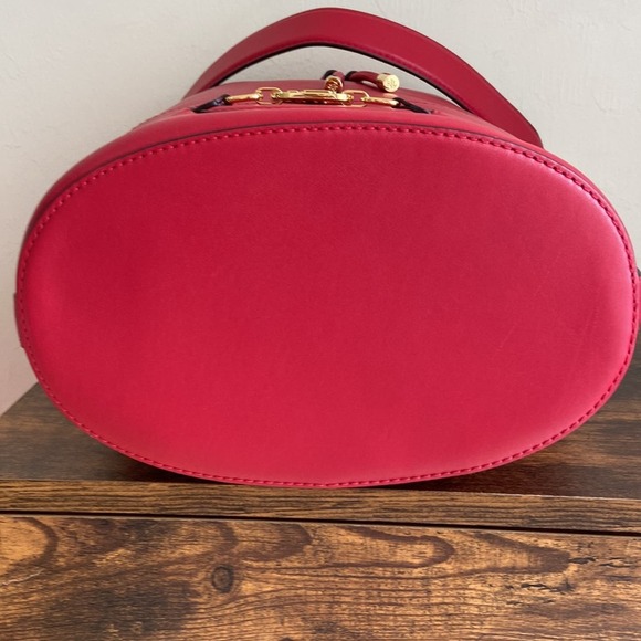 NWT MSRP$375 Ralph Lauren Leather Large Andie Drawstring bucket Bag Holiday Red - Picture 4 of 4